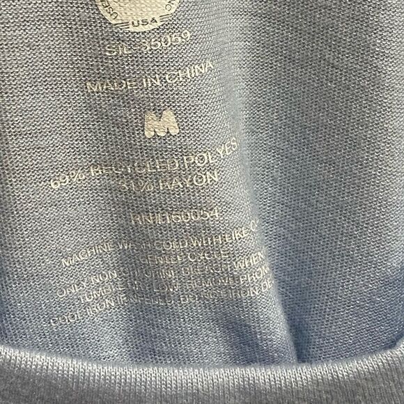 Hello Kitty by Sanrio Blue Checkerboard Cropped Graphic Tee Size M - Picture 9 of 10